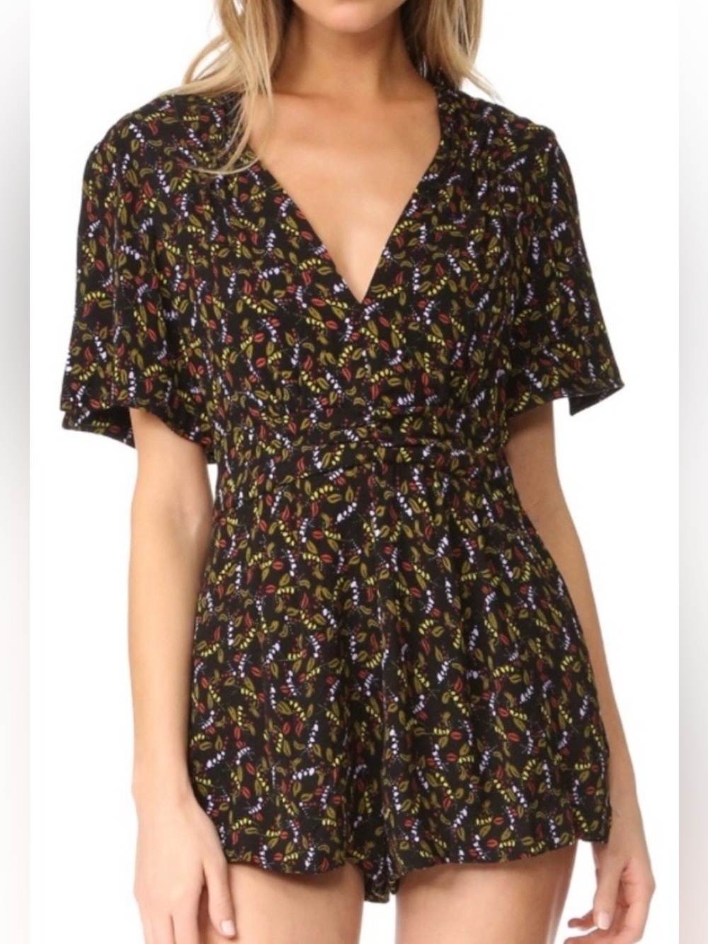 Free People Meet Virginia Floral Romper Black Boho Flutter Sleeve Size 4 NWOT - Picture 3 of 15